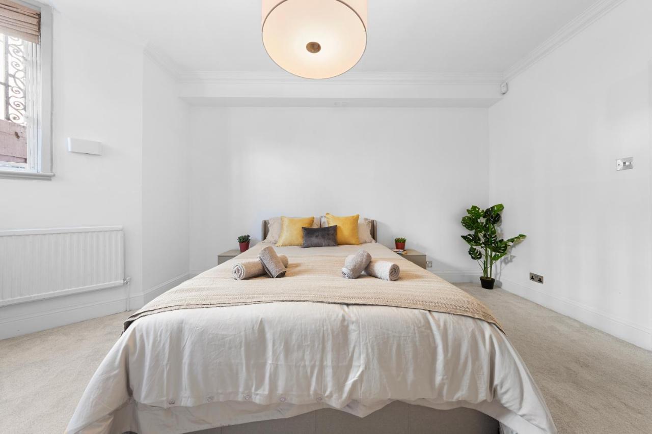 Harrods 2 Bed Lux Flat W/Patio Apartman London Kültér fotó