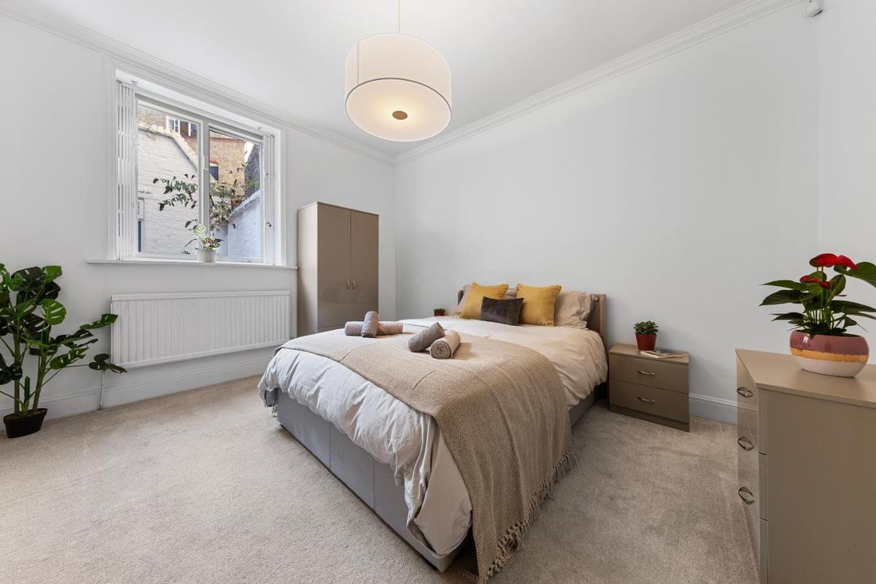 Harrods 2 Bed Lux Flat W/Patio Apartman London Kültér fotó