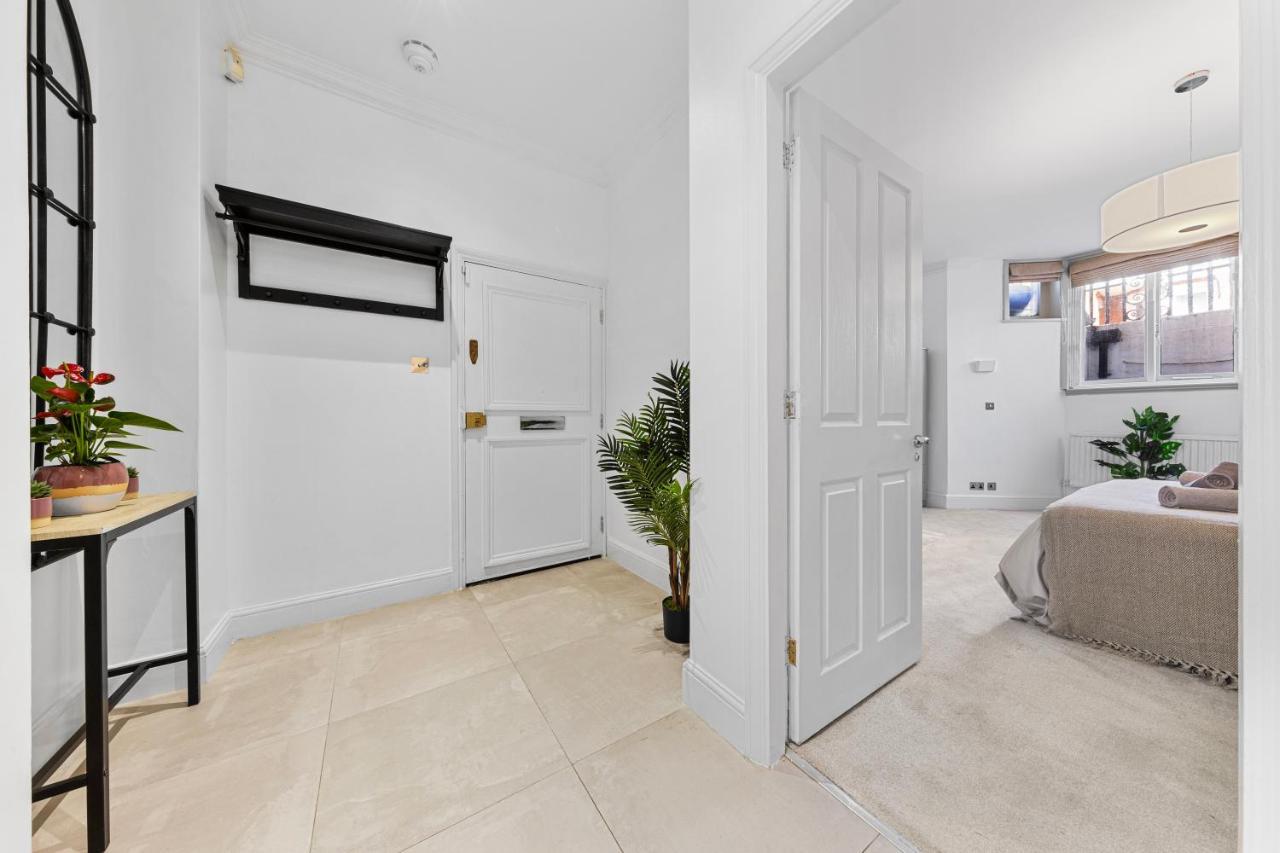 Harrods 2 Bed Lux Flat W/Patio Apartman London Kültér fotó