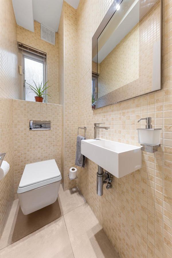 Harrods 2 Bed Lux Flat W/Patio Apartman London Kültér fotó