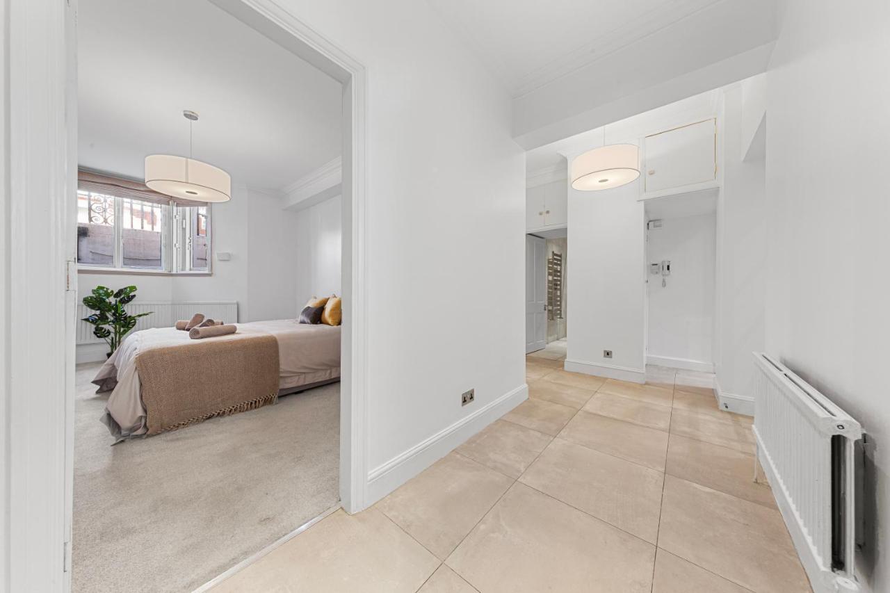 Harrods 2 Bed Lux Flat W/Patio Apartman London Kültér fotó