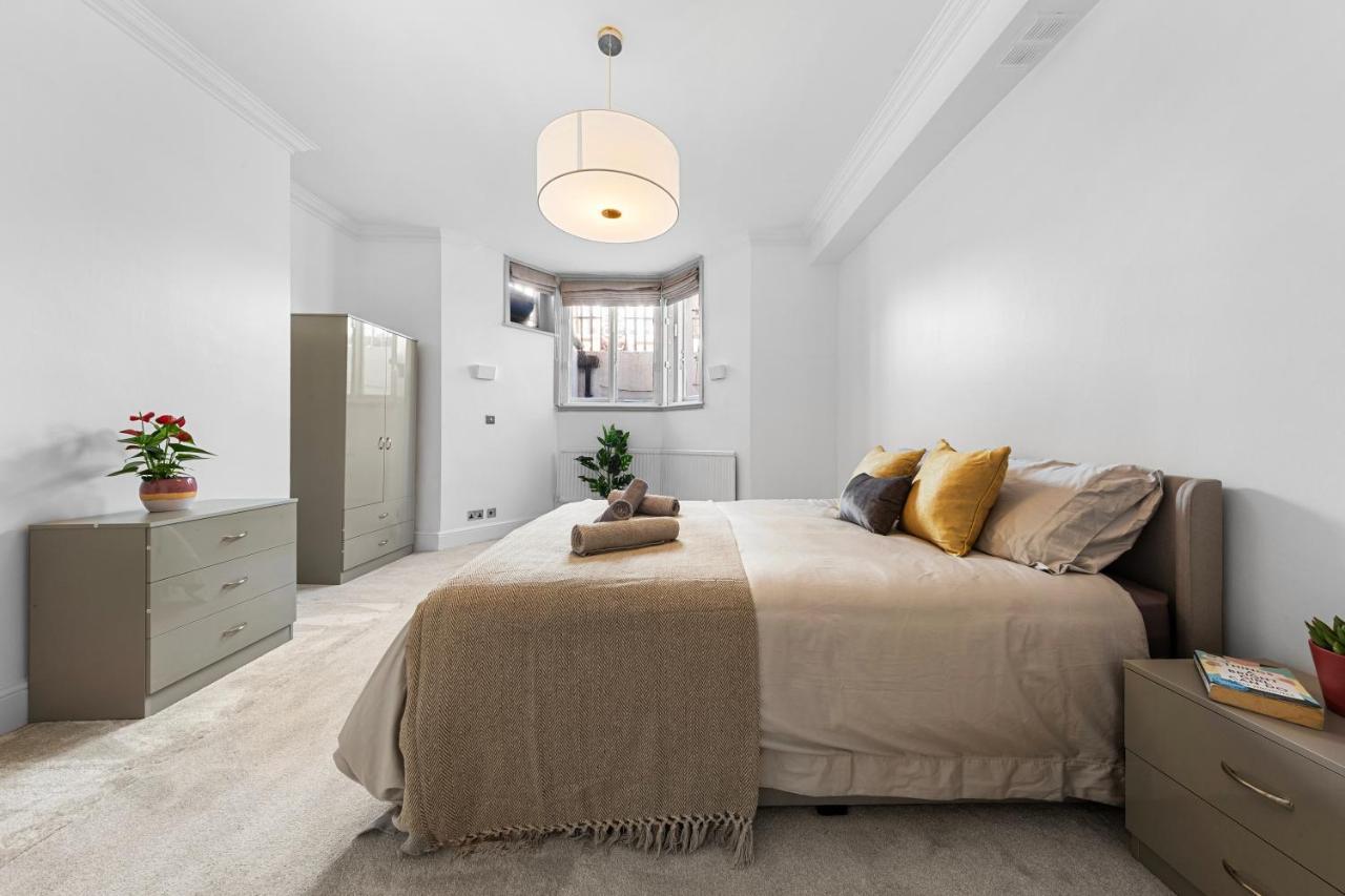 Harrods 2 Bed Lux Flat W/Patio Apartman London Kültér fotó