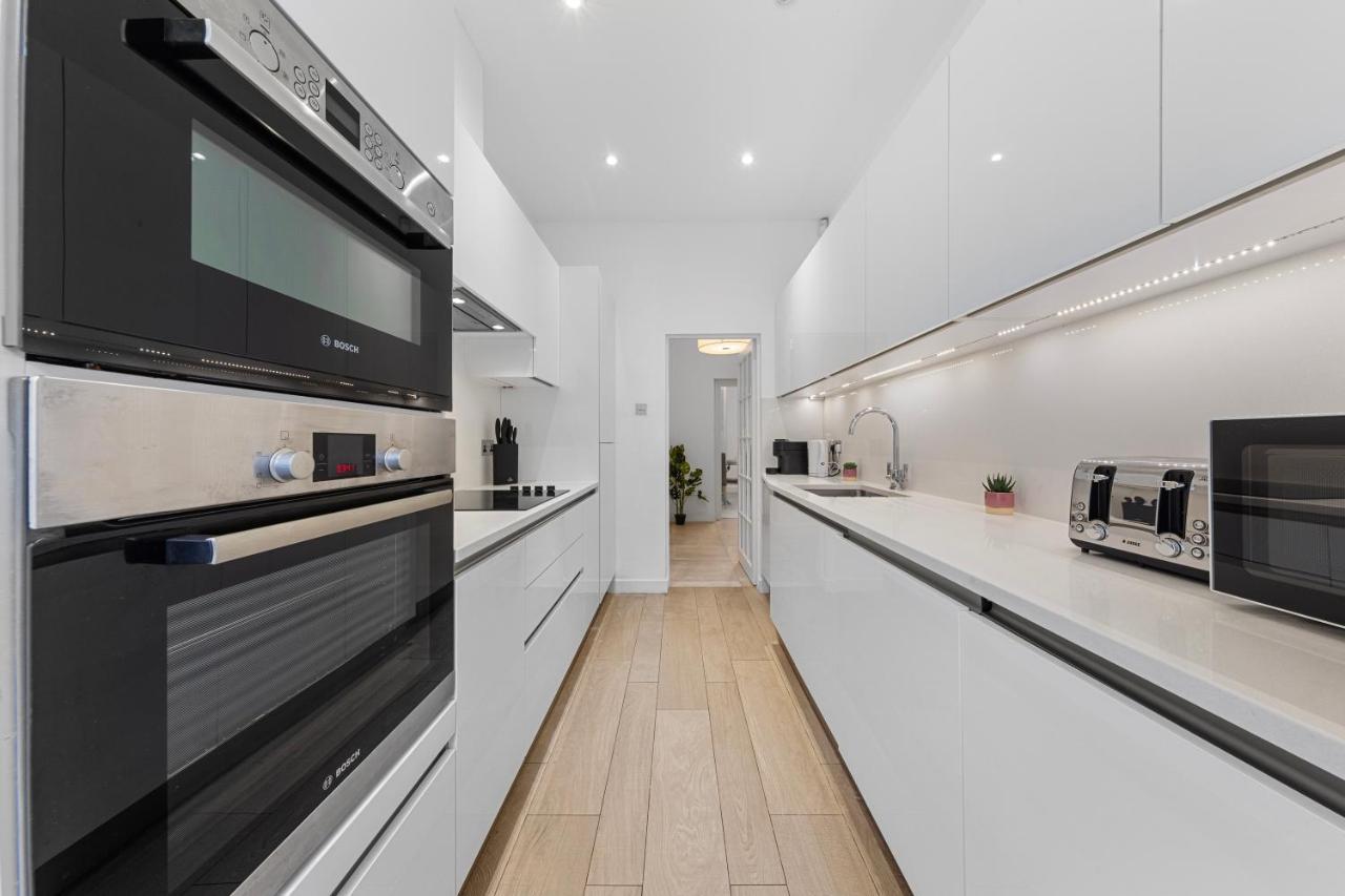 Harrods 2 Bed Lux Flat W/Patio Apartman London Kültér fotó